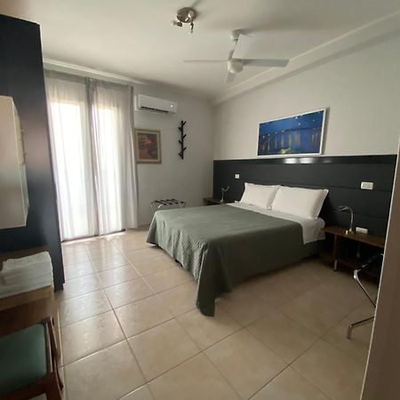 Amici Villa Càbras Buitenkant foto