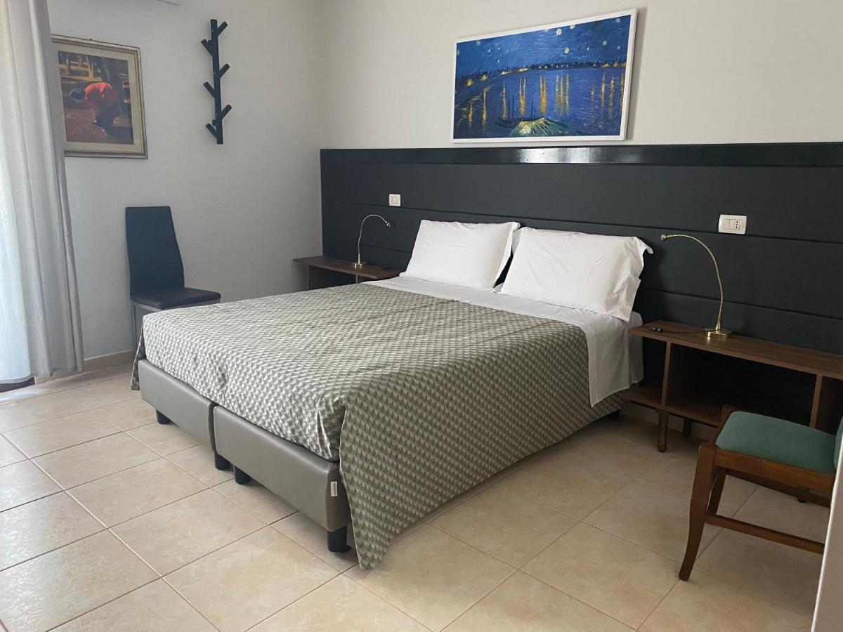 Amici Villa Càbras Buitenkant foto